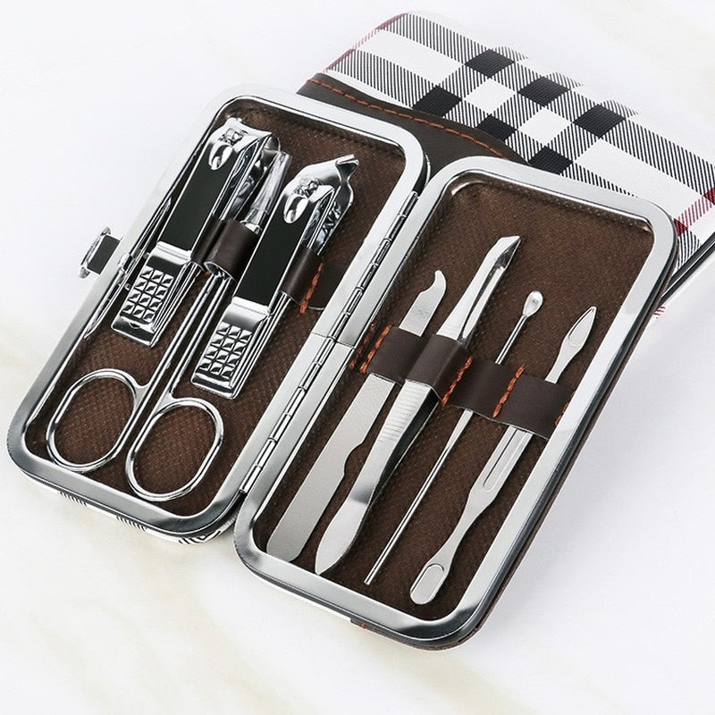 7-Piece Manicure / Pedicure Set in a Compact Case